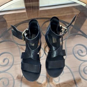 Steve Madden Black Sandals Rosanna SZ 6.5 Leather shoes